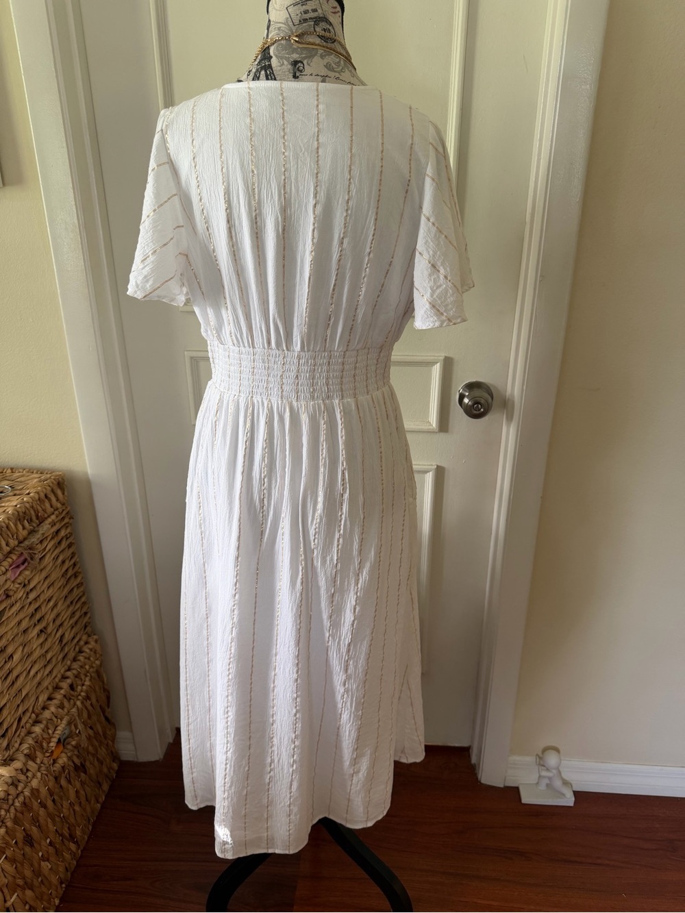 LOFT White Gold Metallic Stripe Flutter Sleeve Maxi Dress S - Picture 5 of 12